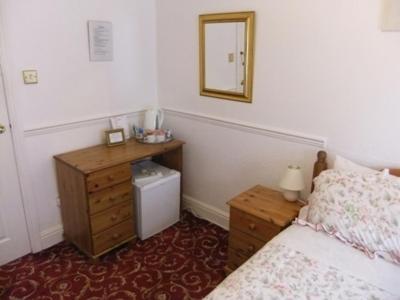 The New Inn Guest House Bridgend  Habitación foto